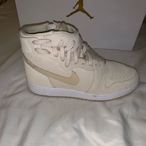 Women’s Air Jordan 1 Rebel